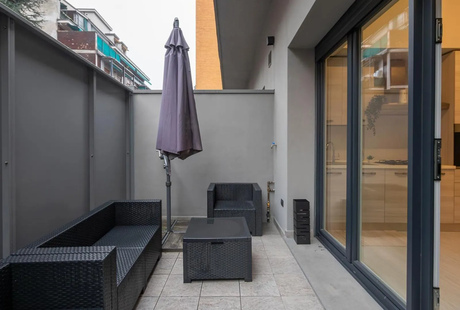 Ihost Studio - Toscanelli 10C Milano Daire